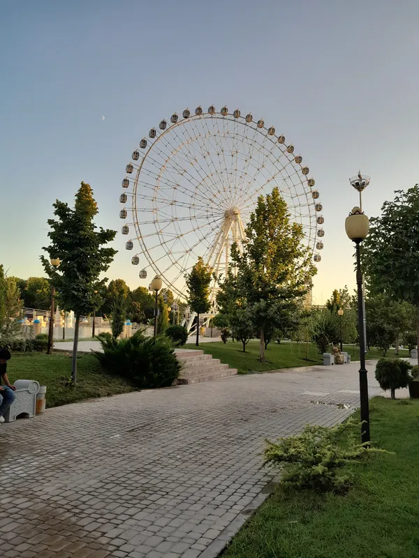 Mellat Amusement Park